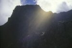 Silhouette del Mont Glacier (m 3186), e della sua cresta est, dal Colle Gran Rossa (m 2766) (2534 bytes)